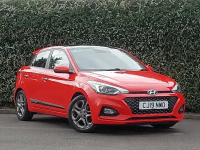 Used Hyundai i20 Premium SE 120 HP (88 kW) 2019 Red Hatchback