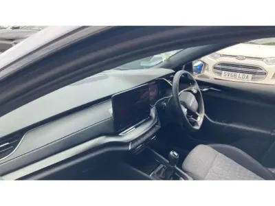 Used Skoda Octavia SportLine 147 HP (108 kW) 2025 White Estate