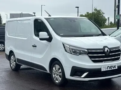 Used Renault Trafic 130 HP (95 kW) 2023 White MPV