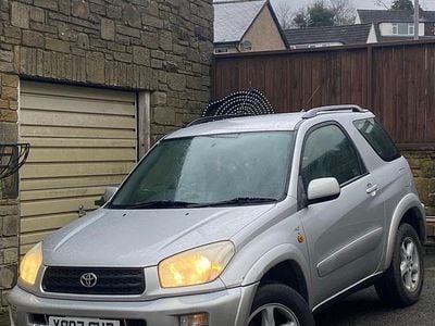 Used Toyota RAV4 2001 Silver Hatchback