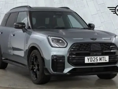 Usado Mini Countryman 168 CV (123 kW) 2025 Verde SUV