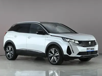 Used Peugeot 3008 Premium 131 HP (96 kW) 2022 White Estate