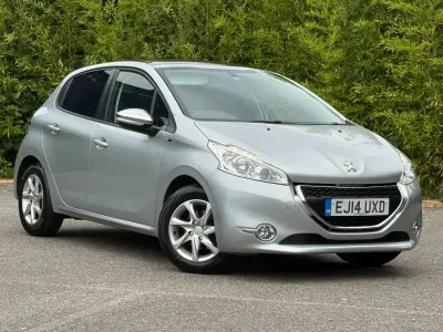 Used Peugeot 208 Style 82 HP (60 kW) 2014 Silver Hatchback