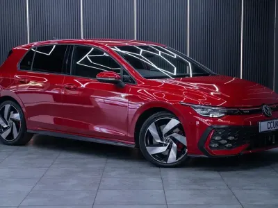 Used VW Golf VIII GTI 265 HP (194 kW) 2024 Red Hatchback