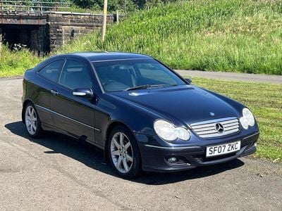 Mercedes C180