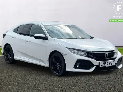 Begagnad Honda Civic SR 129 HK (94 kW) 2017 Vit Halvkombi