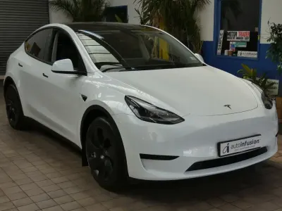 Used Tesla Model Y RWD 254 kW (346 HP) 2022 White SUV