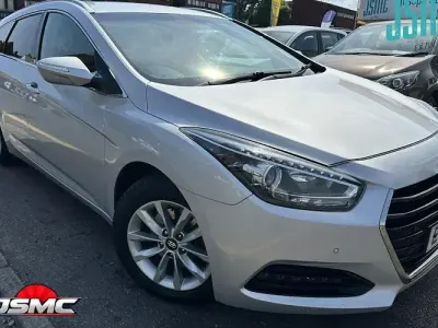 Käytetty Hyundai i40 SE 141 HP (103 kW) 2017 Hopea Farmari