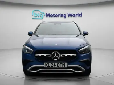 Used Mercedes GLA200 Executive 163 HP (119 kW) 2024 Blue SUV