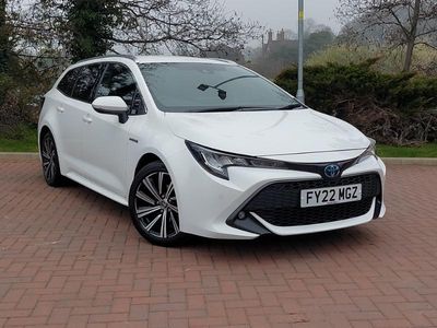 Used Toyota Corolla Design 122 HP (89 kW) 2022 White Estate