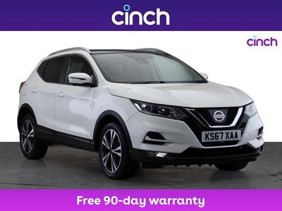White Used 2017 Nissan Qashqai N-Connecta SUV | £11,449 (Fair price)