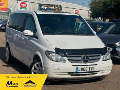 Begagnad Mercedes Viano 258 HK (189 kW) 2017 Vit Minibuss