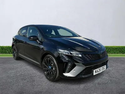 Used Renault Clio Iconic Esprit Alpine 2026 Diamond black Hatchback