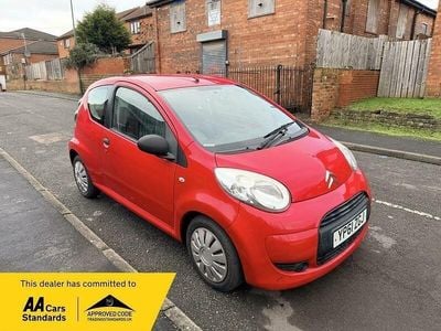 Used Citroën C1 VTR Sport 68 HP (50 kW) 2012 Red Hatchback