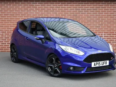 Used Ford Fiesta ST 179 HP (131 kW) 2015 Blue Hatchback