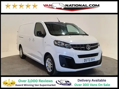 Usado Vauxhall Vivaro Sportive 100 HP (73 kW) 2023 Branco Monovolume