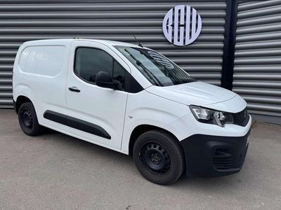 Second-hand Peugeot Partner Premium 2021 Alb Monovolum