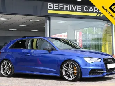 Begagnad Audi S3 Sportback Business 300 HK (220 kW) 2015 Blå Halvkombi