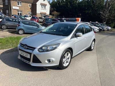 Used Ford Focus Zetec 125 HP (91 kW) 2012 Silver Hatchback
