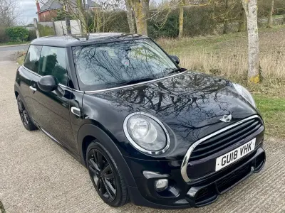 Used Mini Cooper Hatch 134 HP (98 kW) 2018 Black Hatchback