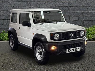 Used Suzuki Jimny SZ4 101 HP (74 kW) 2019 White SUV