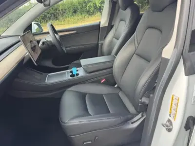 Used Tesla Model Y Long Range AWD 378 kW (514 HP) 2022 SUV