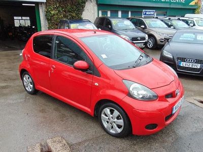 Used Toyota Aygo 68 HP (50 kW) 2012 Red Hatchback
