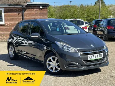 Second-hand Peugeot 208 Active 2017 Gri Hatchback