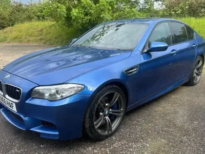 Used BMW M5 M Sport 2015 Blue Sedan