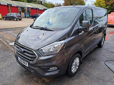 Used Ford Transit Custom Limited 130 HP (95 kW) 2018 Grey Van