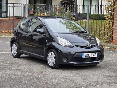 Used Toyota Aygo 68 HP (50 kW) 2013 Black Hatchback