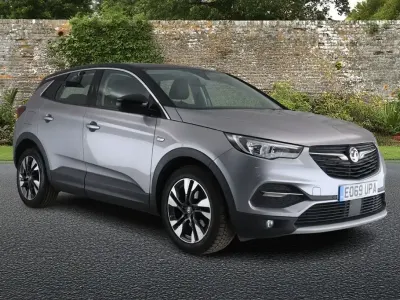 Used Vauxhall Grandland X Sport 130 HP (95 kW) 2019 Grey SUV