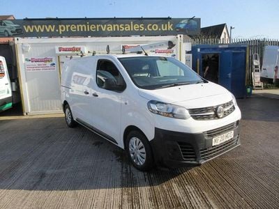 Used Vauxhall Vivaro Edition 100 HP (73 kW) 2020 White MPV