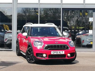 Second-hand Mini Cooper S Classic 192 CP (141 kW) 2019 Roșu Hatchback