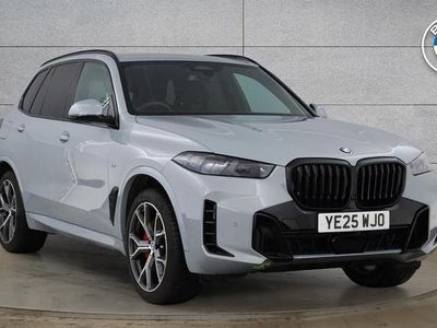 Usado BMW X5 M Sport 294 HP (216 kW) 2025 Cinzento SUV
