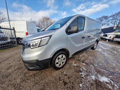 Used Renault Trafic Business 2023 Silver MPV