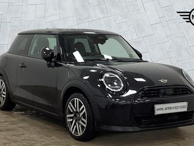 Used Mini Cooper Hatch 113 kW (154 HP) 2025 Black Hatchback