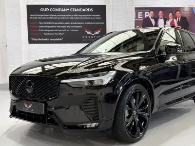 Used Volvo XC60 Ultra 250 HP (183 kW) 2025 Black SUV