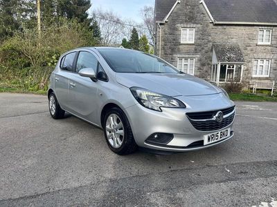 Second-hand Vauxhall Corsa Design Edition 2015 Argintiu Hatchback