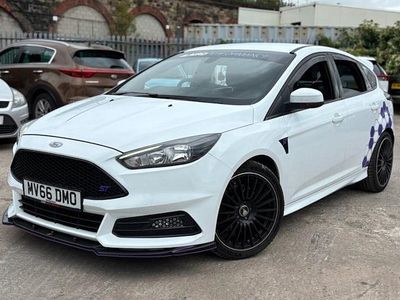 White Used 2016 Ford Focus ST Hatchback | £11,690 (Good price)