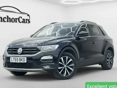 Usado VW T-Roc SE 150 HP (110 kW) 2021 SUV