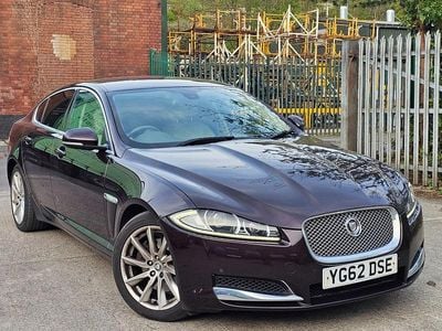 Begagnad Jaguar XF Premium Luxury 2012 Röd Sedan