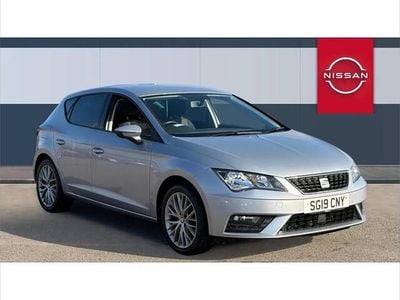 Used Seat Leon SE Dynamic 115 HP (84 kW) 2019 Silver Hatchback