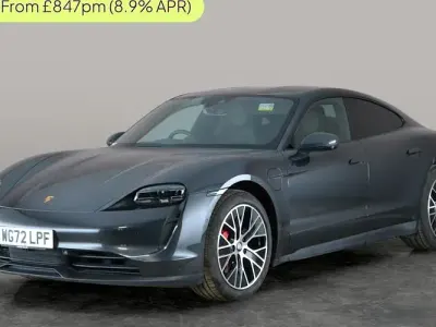 Usado Porsche Taycan 389 kW (530 CV) 2022 Gris Berlina