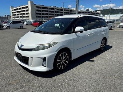 Begagnad Toyota Estima Edition 2012 Vit