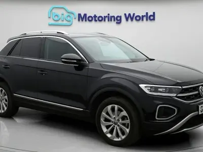 Used VW T-Roc Style 150 HP (110 kW) 2024 Black SUV