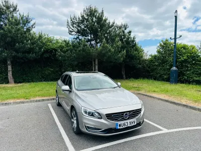 Used Volvo V60 285 HP (209 kW) 2013 Gold Estate