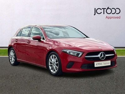 Used Mercedes A180 Executive 134 HP (98 kW) 2019 Red Hatchback