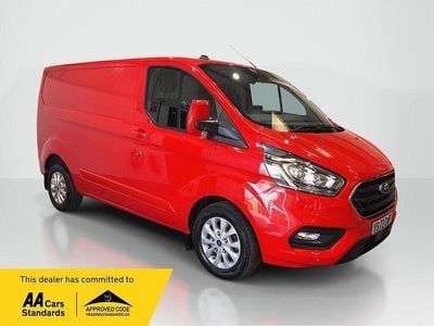 Used Ford Transit Custom Limited 130 HP (95 kW) 2022 Red Van