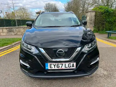 Używany Nissan Qashqai N-Connecta 115 KM (84 kW) 2017 Czarny SUV